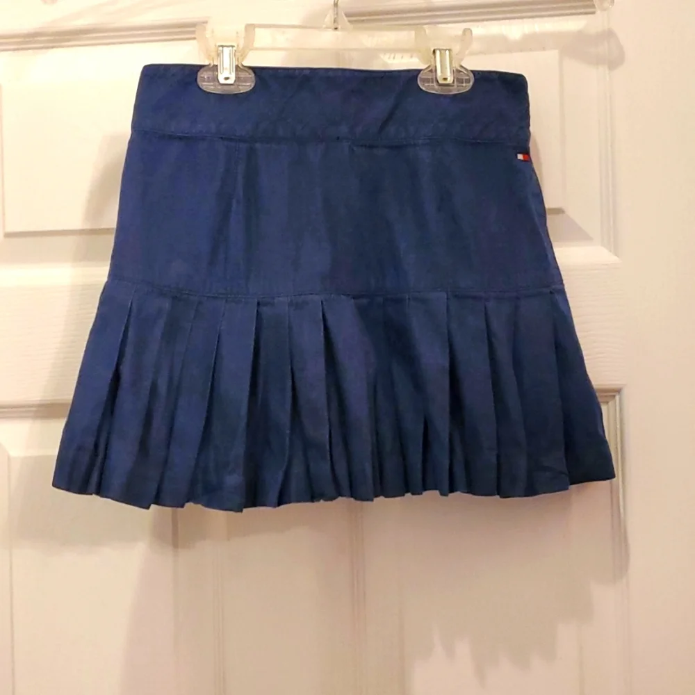 Tommy Hilfiger Girl's 8 Pleated Denim Skirt - Picture 2 of 2